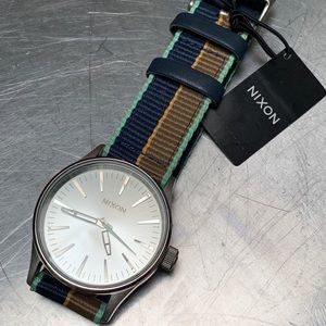 Nixon Sentry 38 Silver Tone Dial Nylon Strap